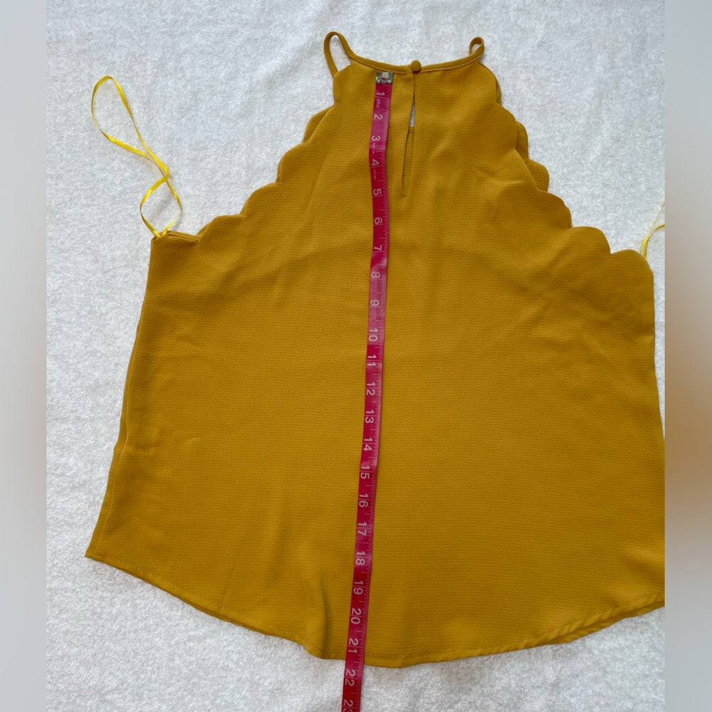 🟢 Dressy Gold tank top size small - Picture 6 of 9